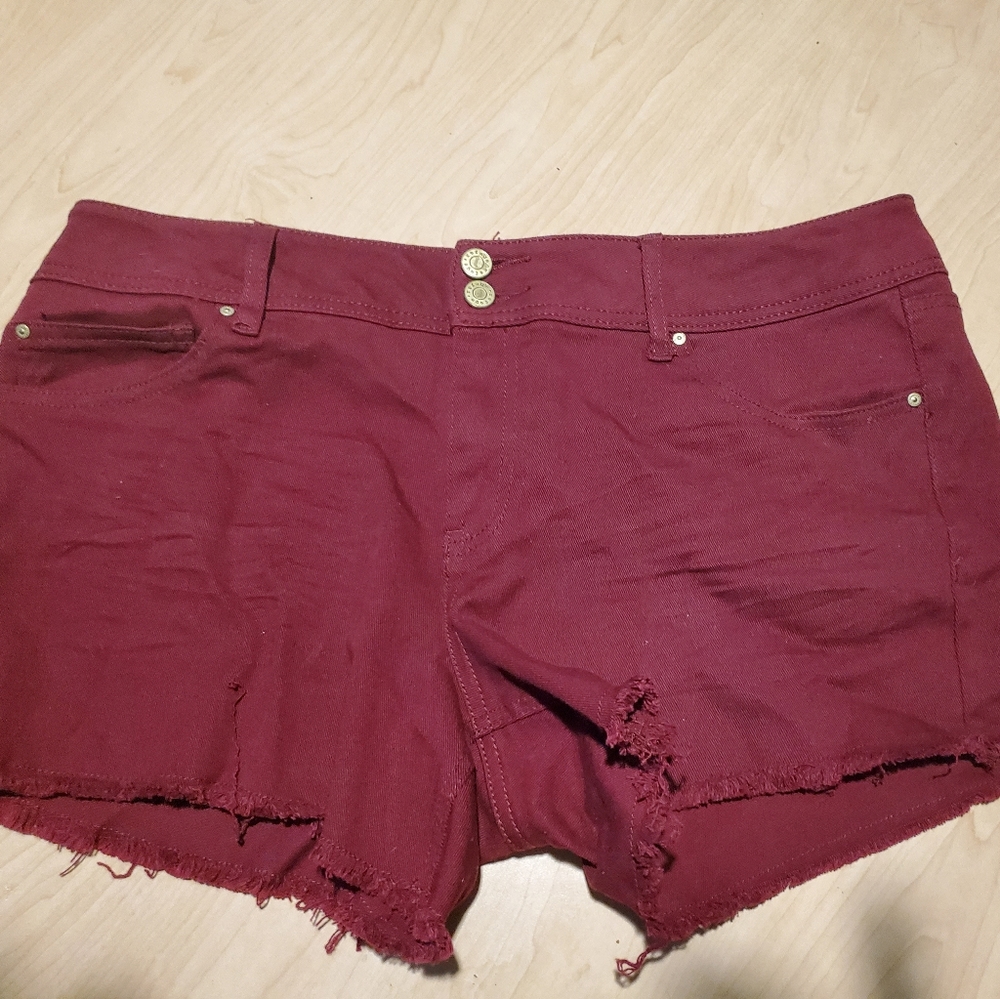 Maroon Denim Shorts Size 14 Never worn